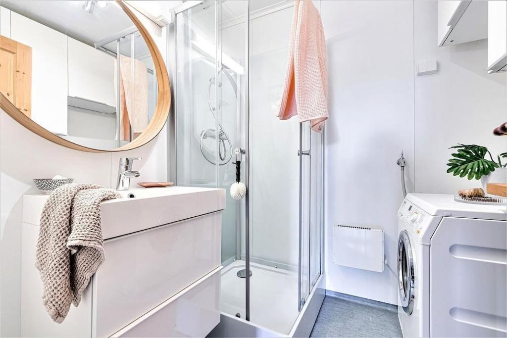 Lovely Central Apartment With Two Large Bedrooms Nearby Oslo Opera, Vis A Vis Botanical Garden Экстерьер фото